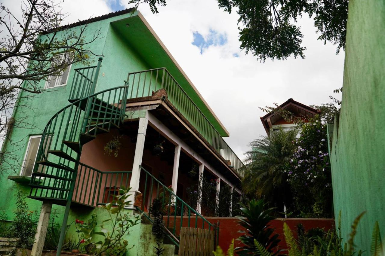 Casa Chapina Francesa San Lorenzo El Tejar Exterior photo