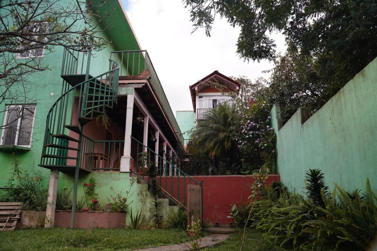 Casa Chapina Francesa San Lorenzo El Tejar Exterior photo